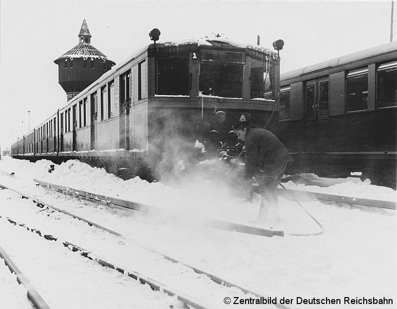 Bild: Schneezug 1979 - 1