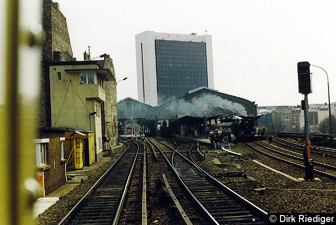 Bild: westliches Gleisfeld April 1994